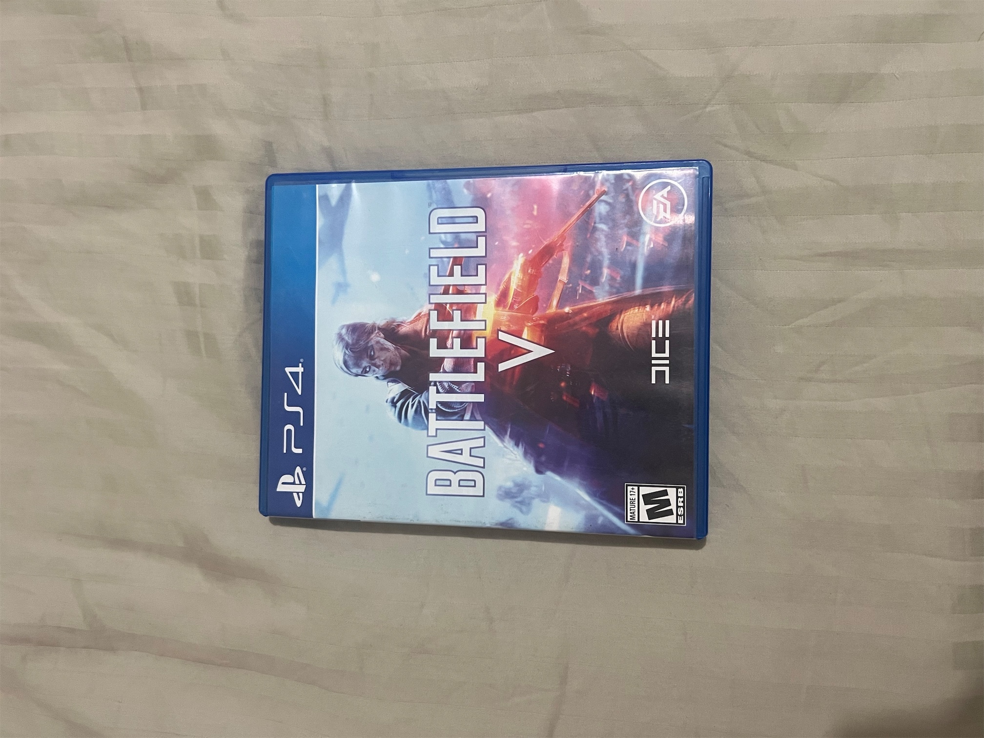 consolas y videojuegos - Battlefield V para PS4 como nueva