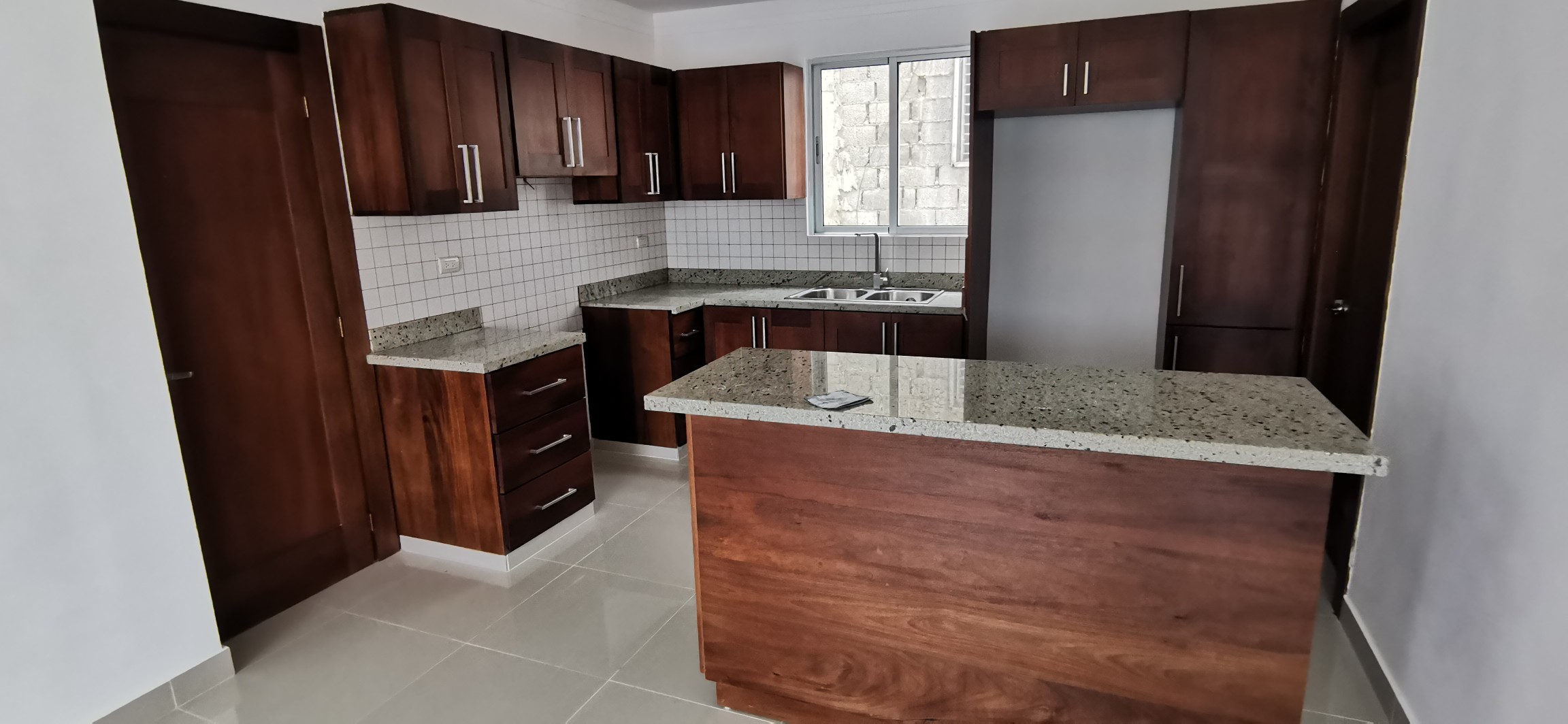 apartamentos - Rento apart 2do nivel nuevo a 2 minutos de plaza hache santiago 