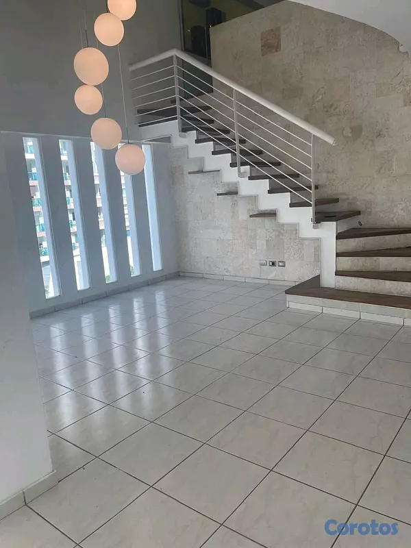 apartamentos - Vendo Penthouse en Urbanizacion Real  9