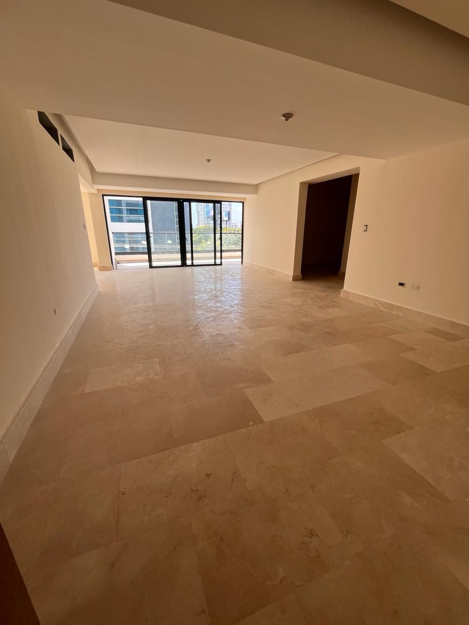 apartamentos - Proyecto en excelente calle Naco, vista al sur 8