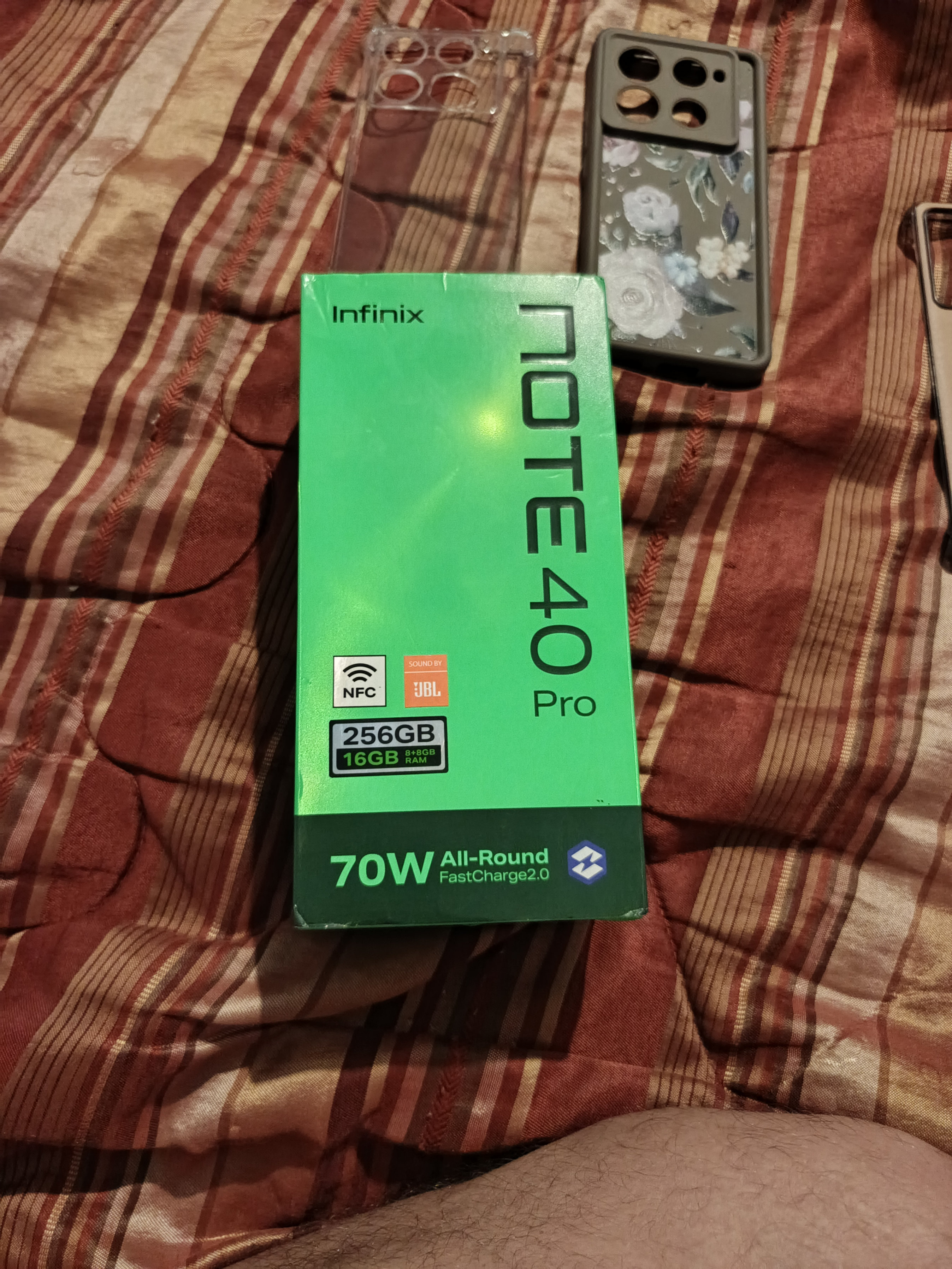 celulares y tabletas - infinix note 40 pro desbloqueado como nuevo de 256GB Y 16GB de ram con su caja 1