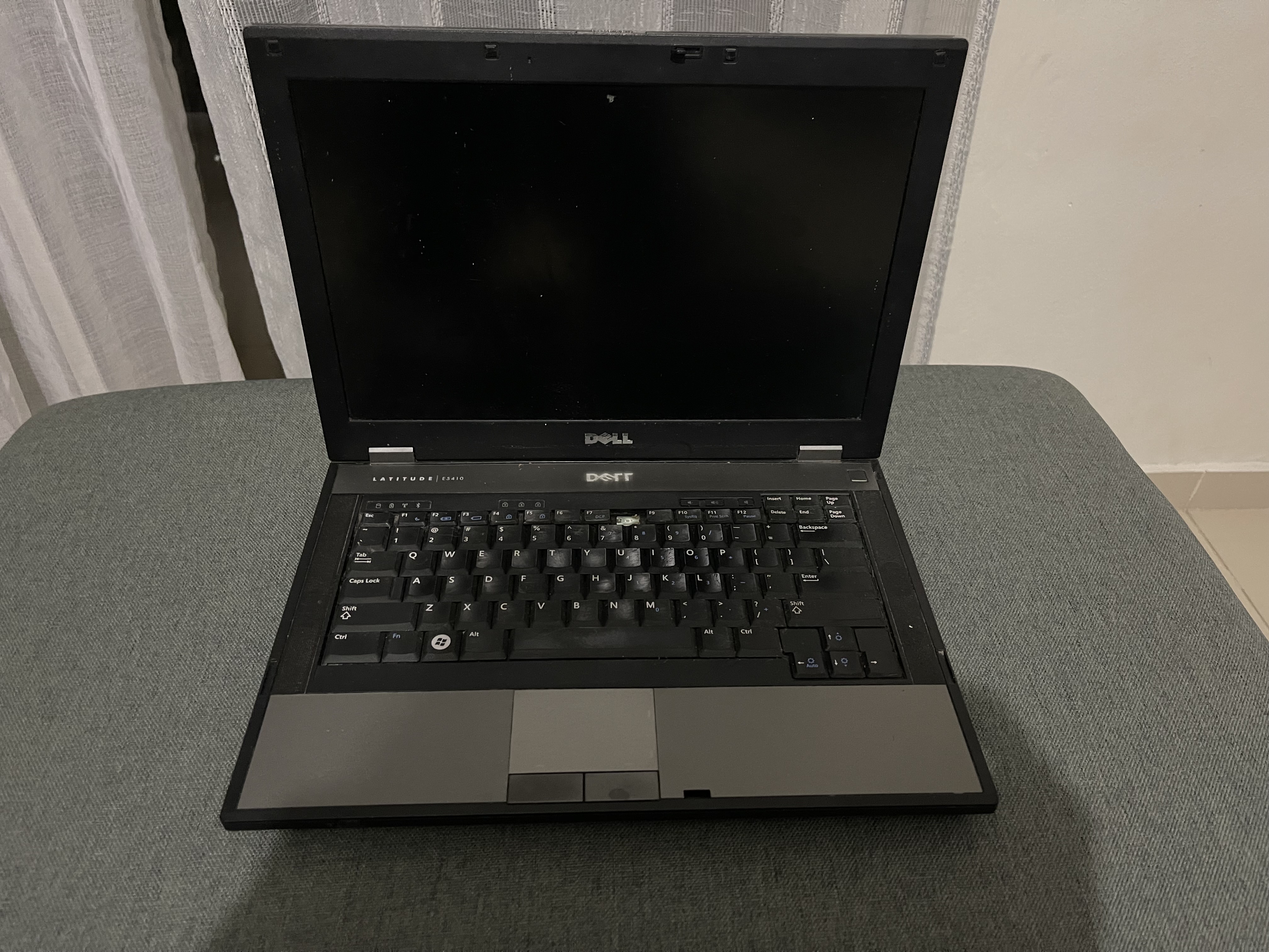 computadoras y laptops - Laptop Dell Latitude E5410 2