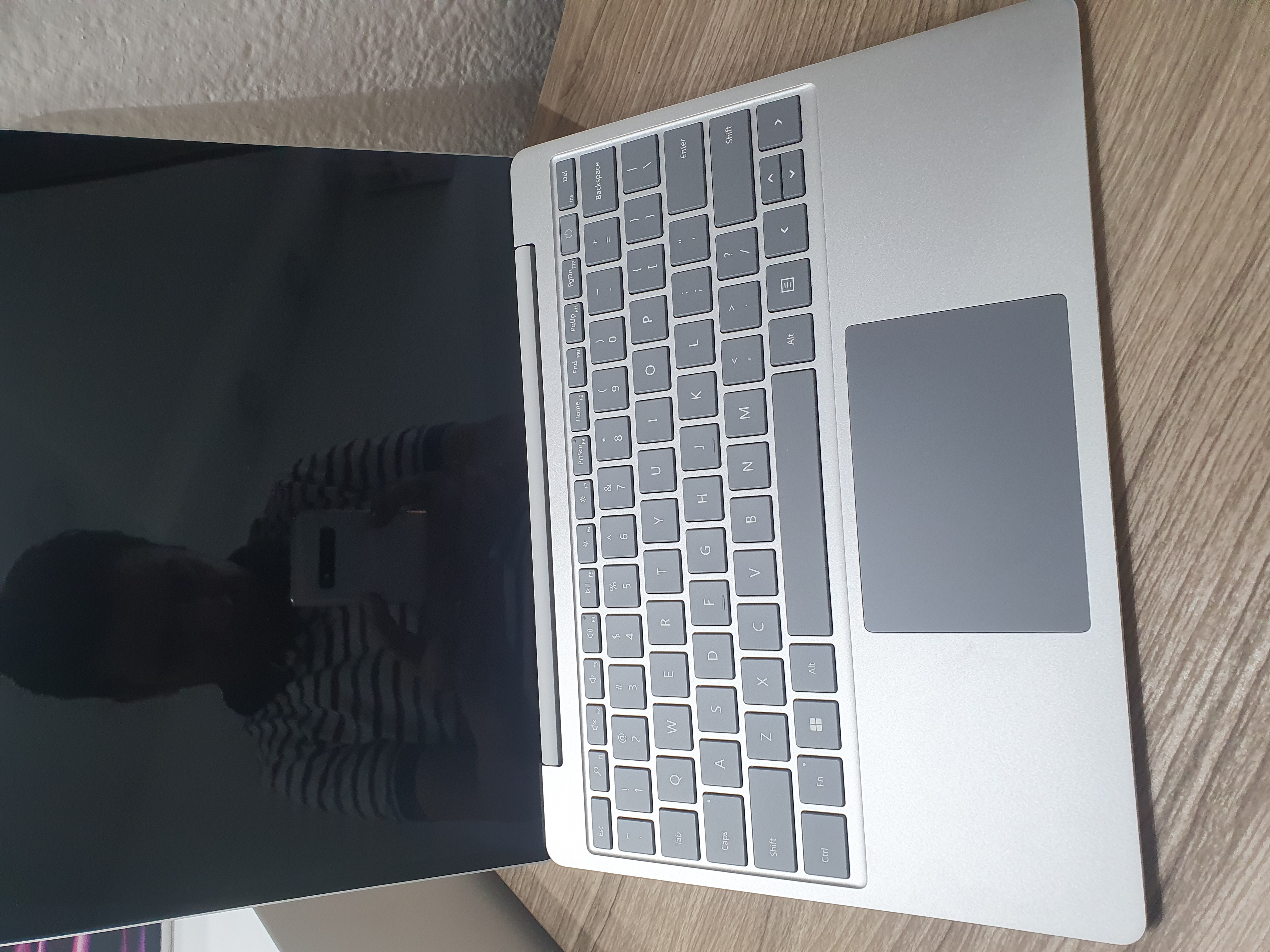 computadoras y laptops - Microsoft Surface Laptop Go3, Core i5 12th, Touch 12,4" 8GB RAM, 256GB SSD Nueva 2