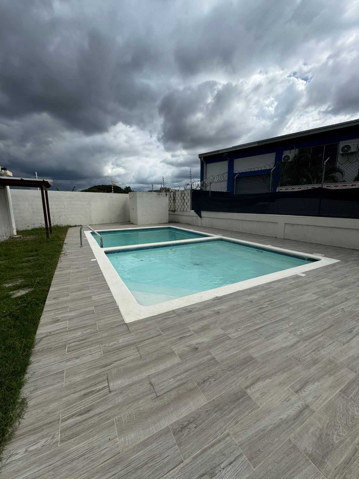 casas - CASA EN VENTA EN AV. 27 FEBRERO, SANTIAGO. 1