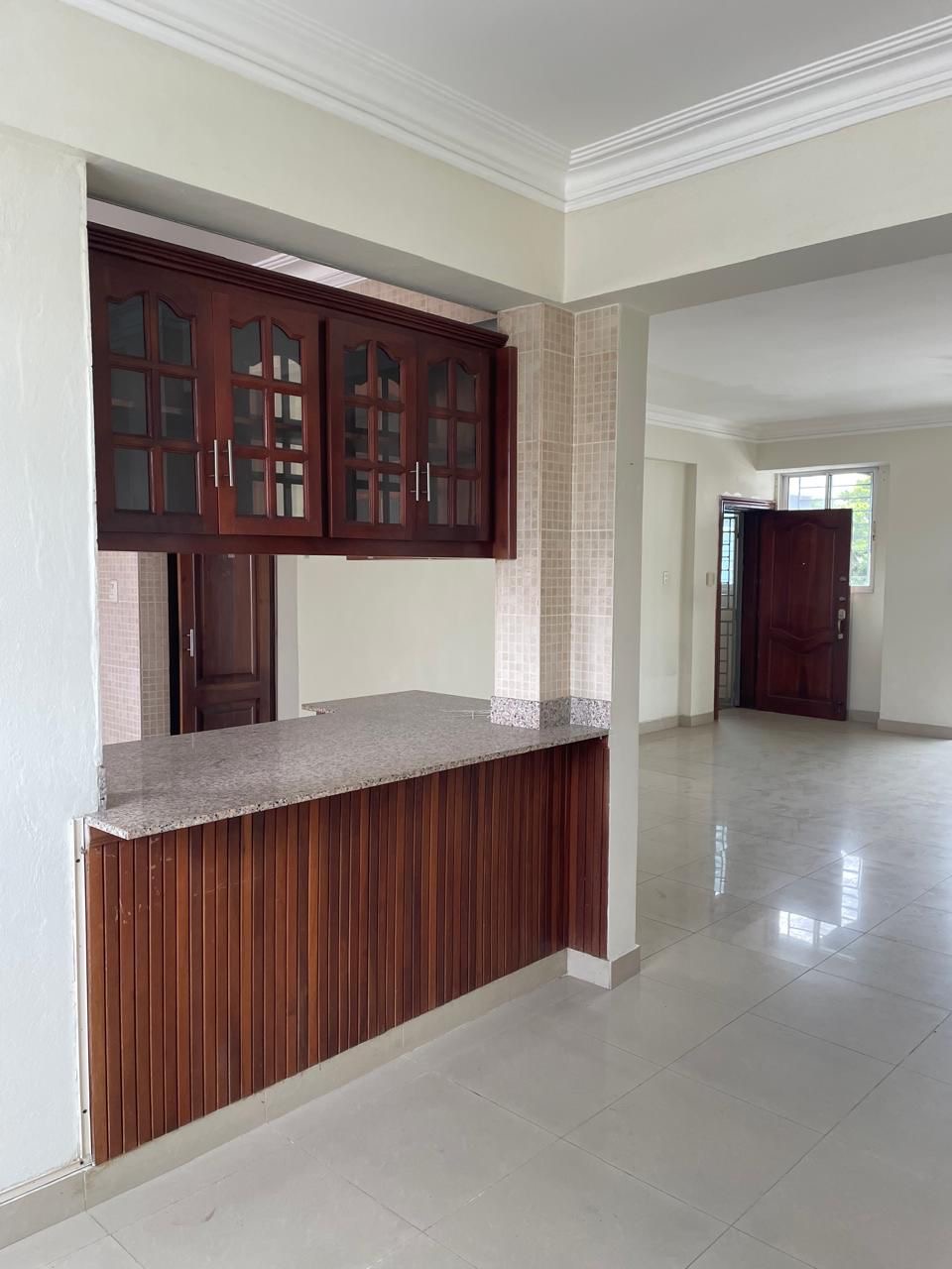 apartamentos - Alquiló millón 48,000 apt de 2 habitaciones 2.5 ba 1