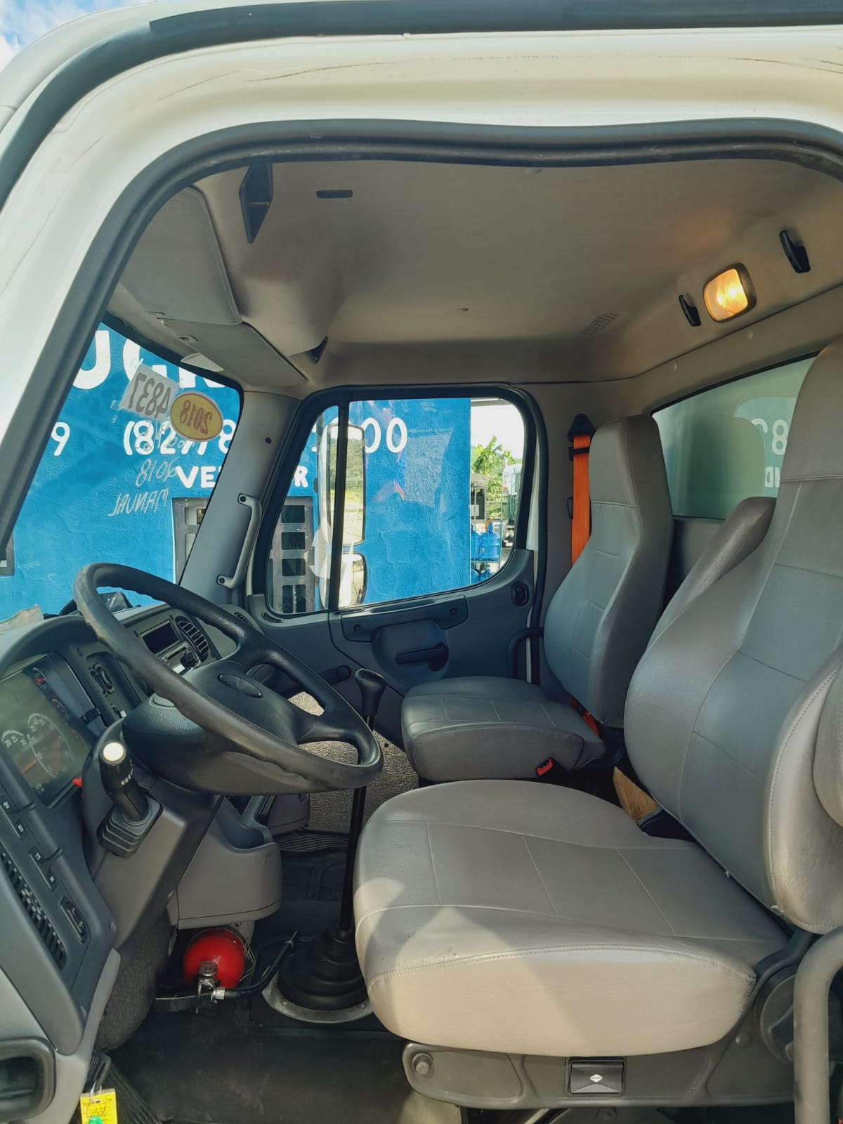 camiones y vehiculos pesados - FREIGHTLINER M2 106 AÑO 2018 6