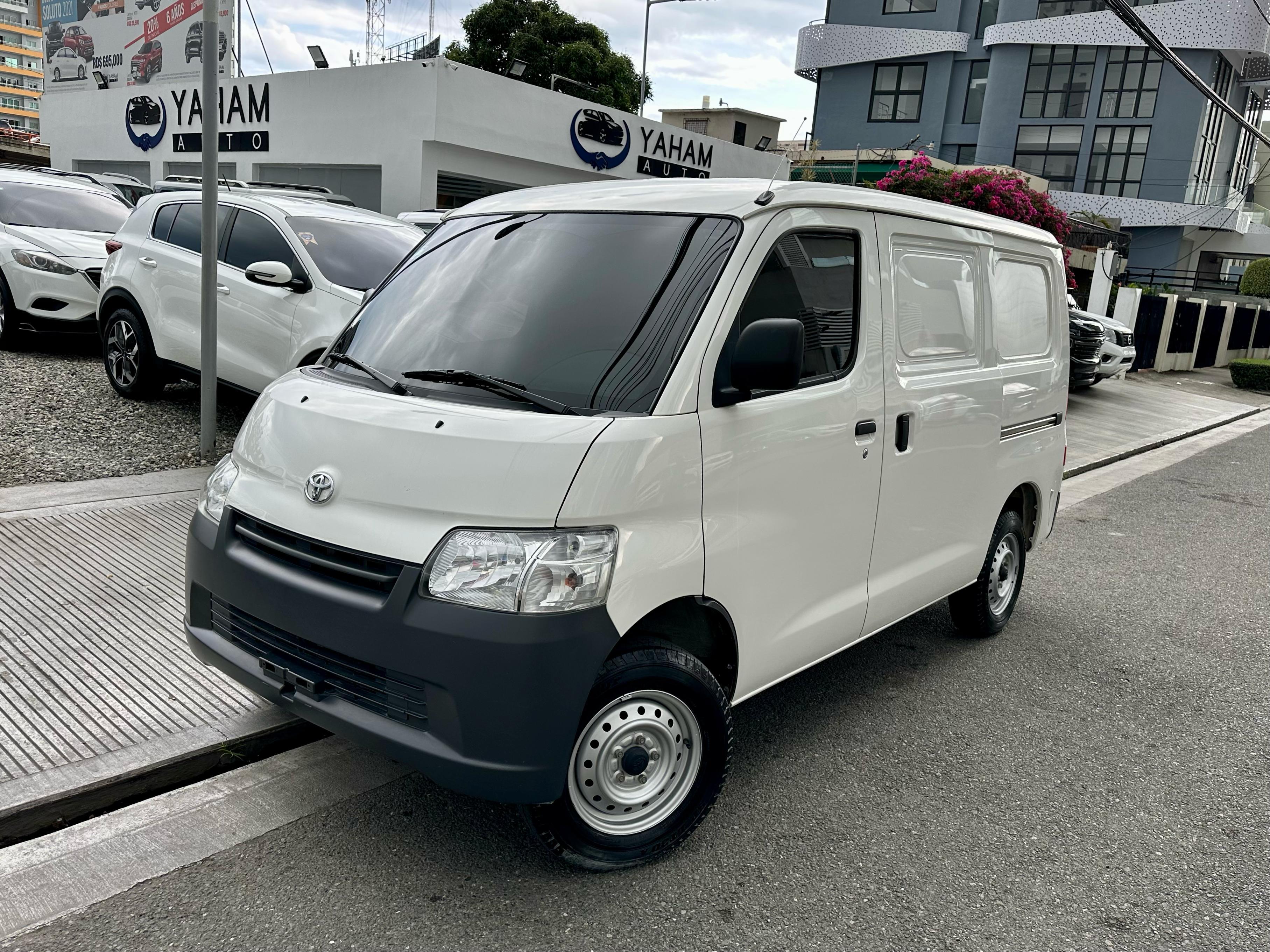 jeepetas y camionetas - TOYOTA LITE ACE 2023