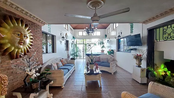 casas - CASA EN VENTA JULIETA MORALES 5