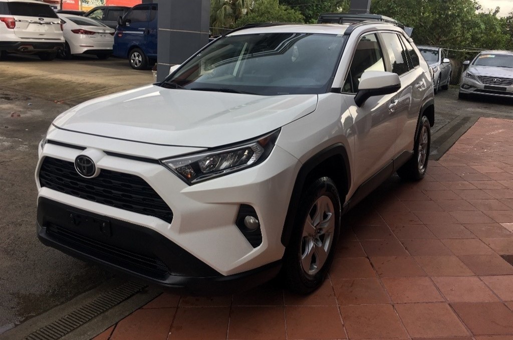 jeepetas y camionetas - 2019 Toyota Rav4 XLE  0