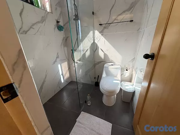 apartamentos - vendo piso 4 independencia klm 7 dos habitaciones dos baños parqueo lokert balco 18