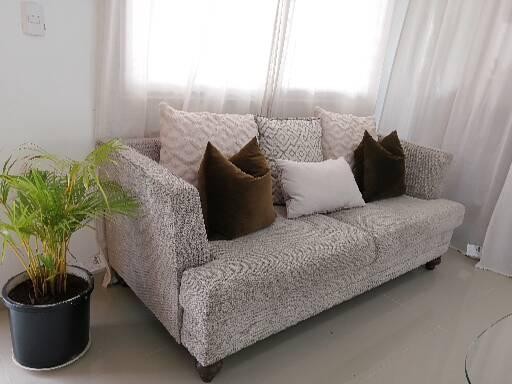 muebles y colchones - Mueble grande precioso, nuevo con cojines, único sofá, aprovéchalo  5