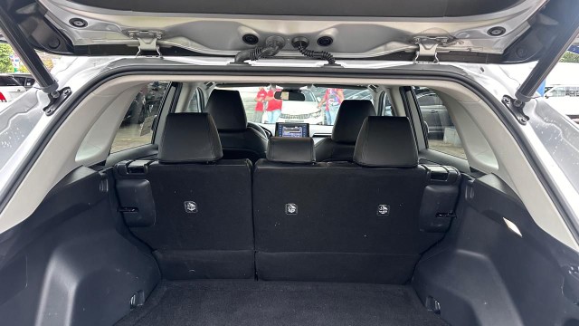 jeepetas y camionetas - Toyota rav4 2022 8