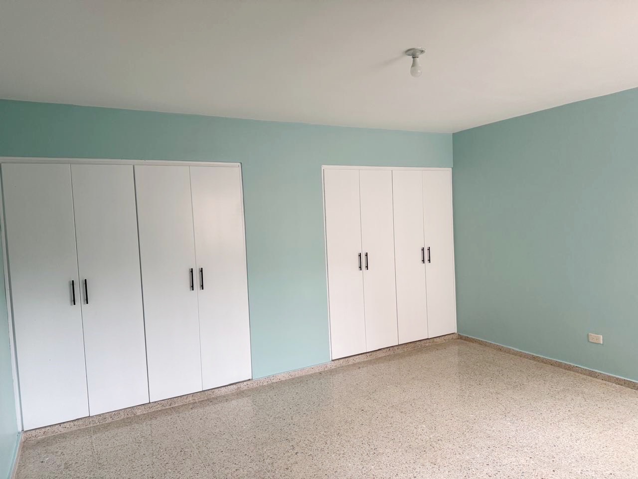 apartamentos - hermoso apartamento en zona céntrica en bella vista  1