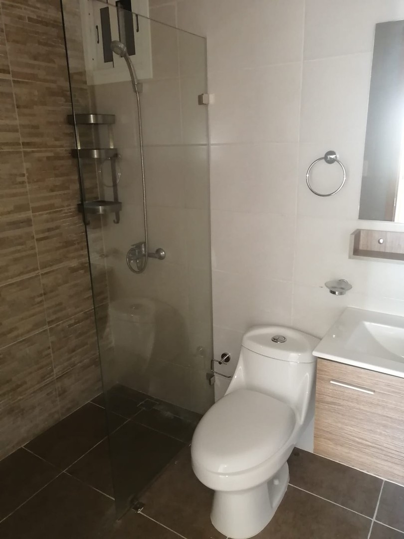 apartamentos - Se vende apartamento tipo PH en El Millón 7