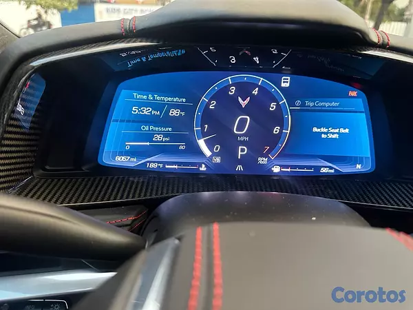 jeepetas y camionetas - Chevrolet Corvette Stingrey 3LT Convertible año 2023 16