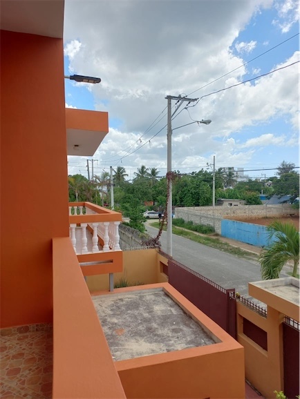casas - Venta de casa en tropical del este con piscina y 561mts Santo Domingo 7