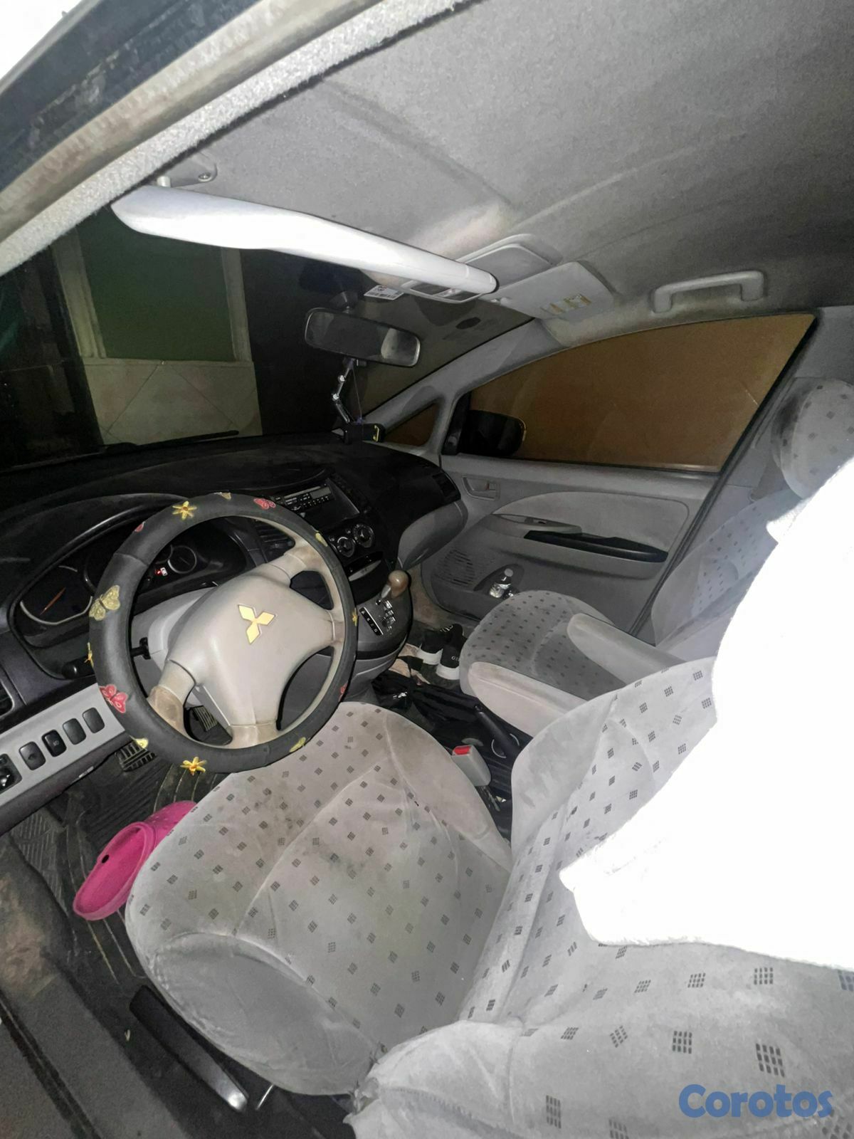 carros - Mitsubishi Gandis 5