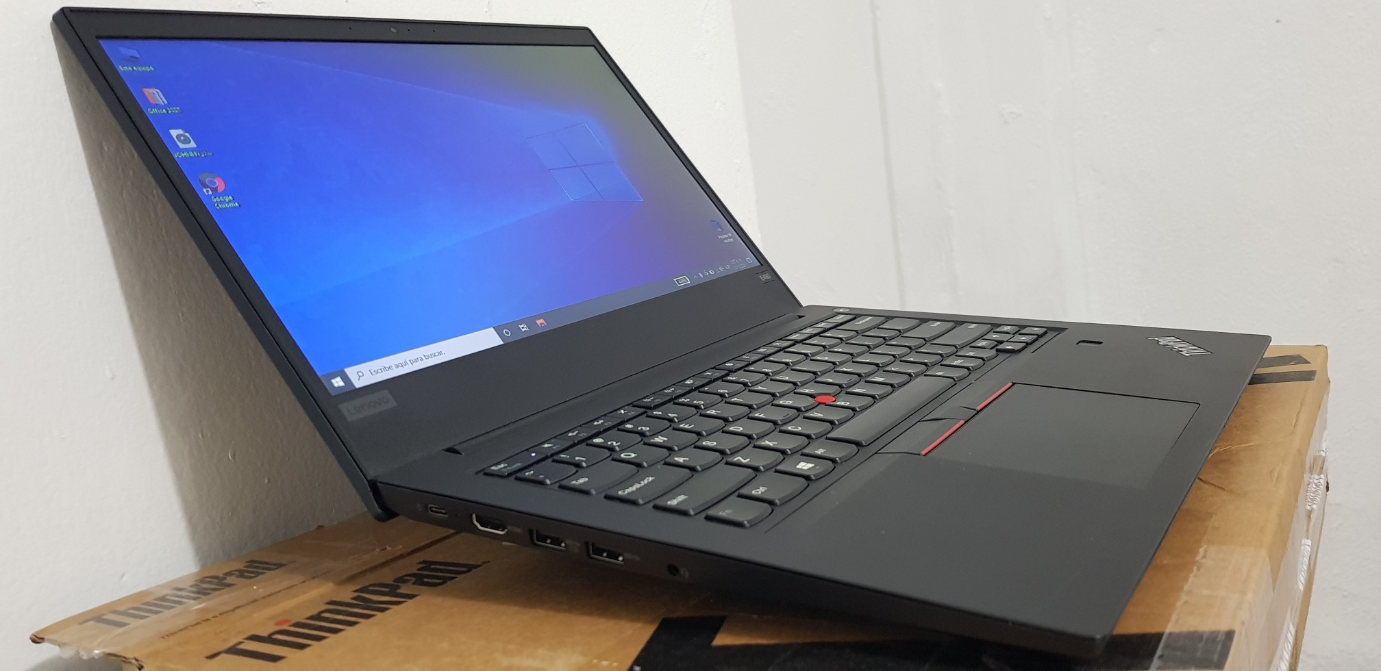 computadoras y laptops - laptop lenovo T480 14 Pulg Core i5 8va Gen Ram 8gb ddr4 Disco 256gb SSD HDMI 1