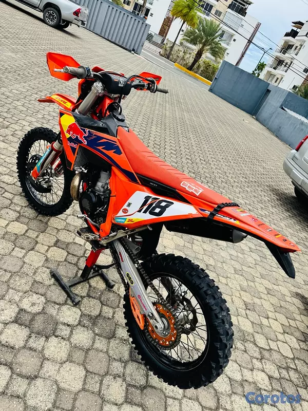 motores y pasolas - ktm 300cc 2025  5