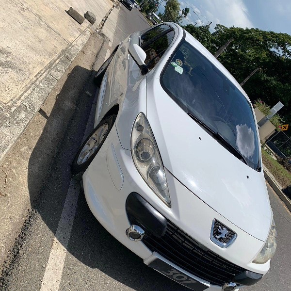carros - Peugeot 308 2008 9