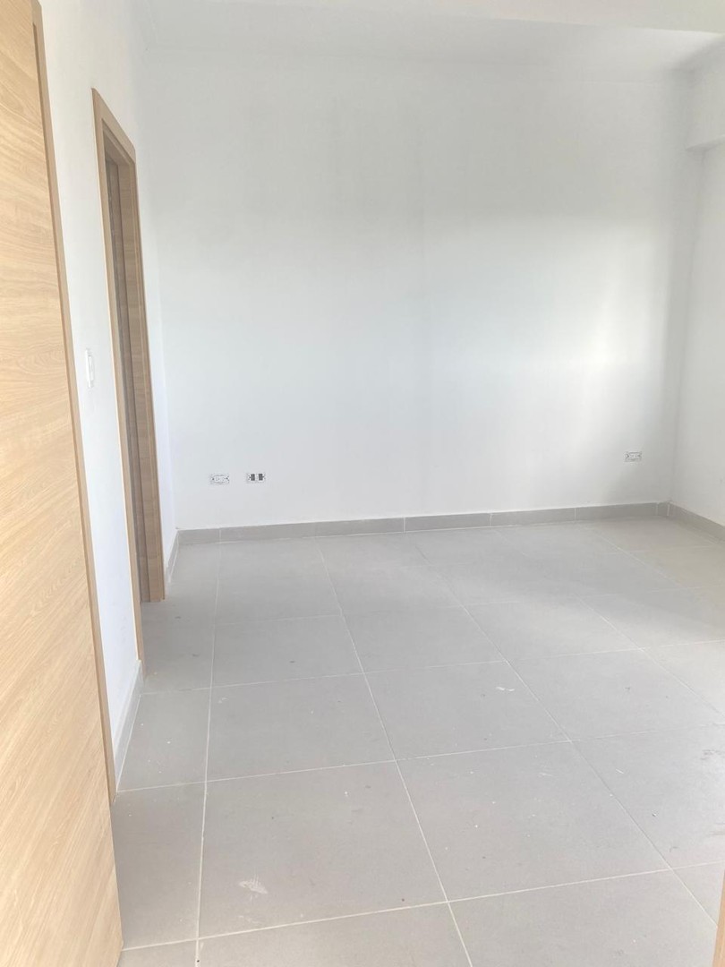 apartamentos - Apartamento en Venta
•ZONA UNIVERSITARIA
Piso 6: Bloque C .2 hab. USD180,000 1
