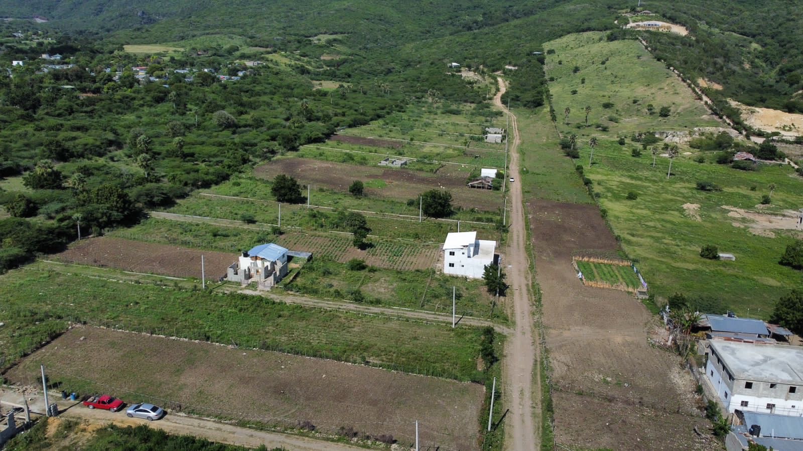 solares y terrenos - Se vende solares deslindados 3,800 el metro villa González  8