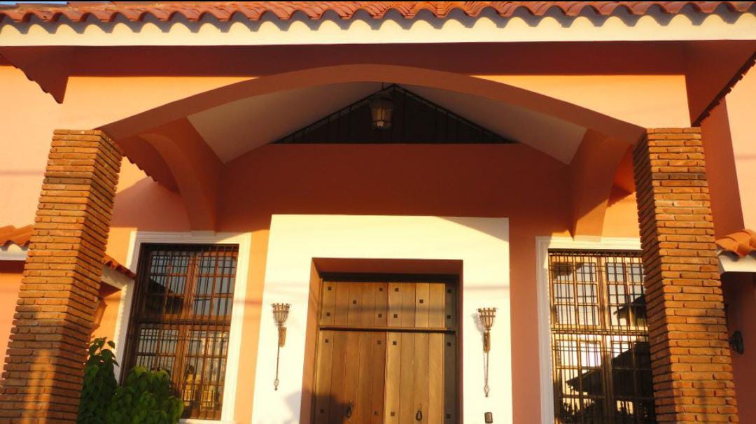 casas - CASA EN VENTA EN URB. THOMEN. 1