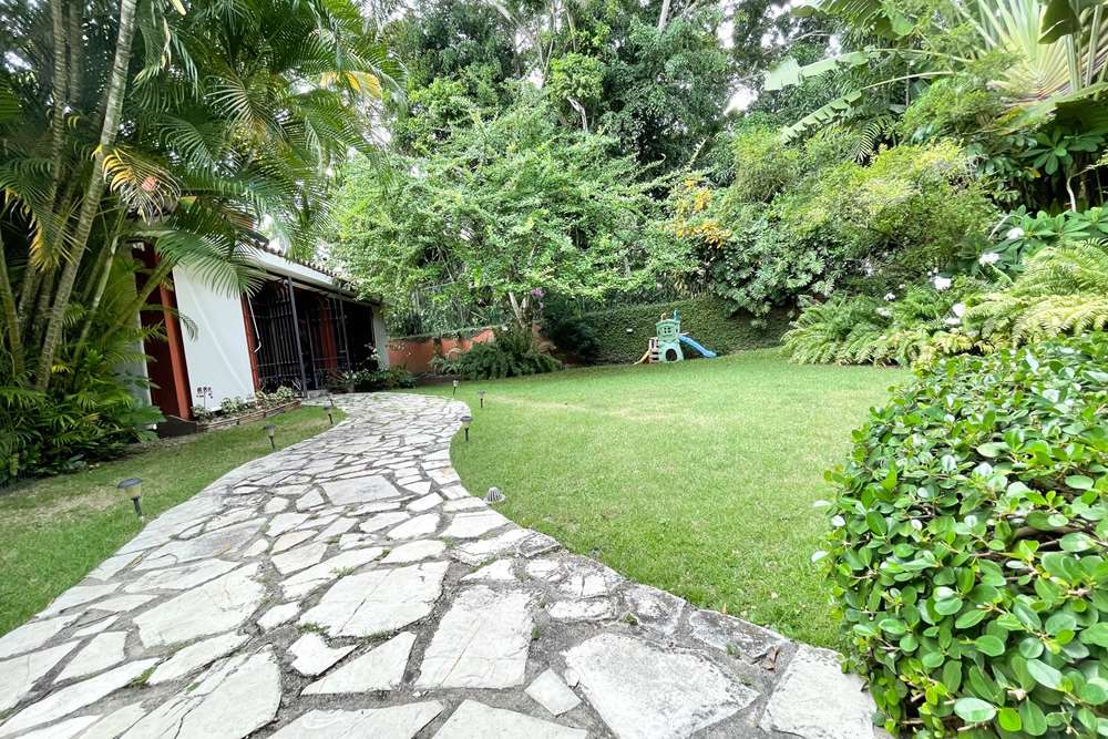 casas - Casa en venta en Arroyo Hondo