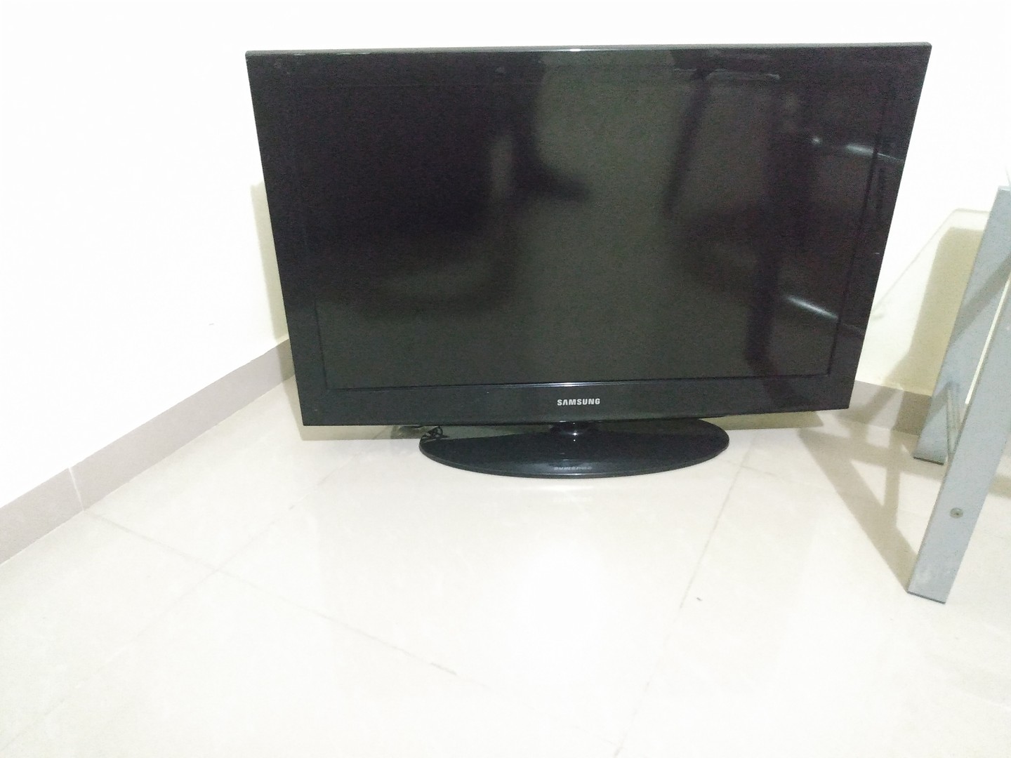 tv - TV Samsung pantalla plana inteligente como Nueva 2