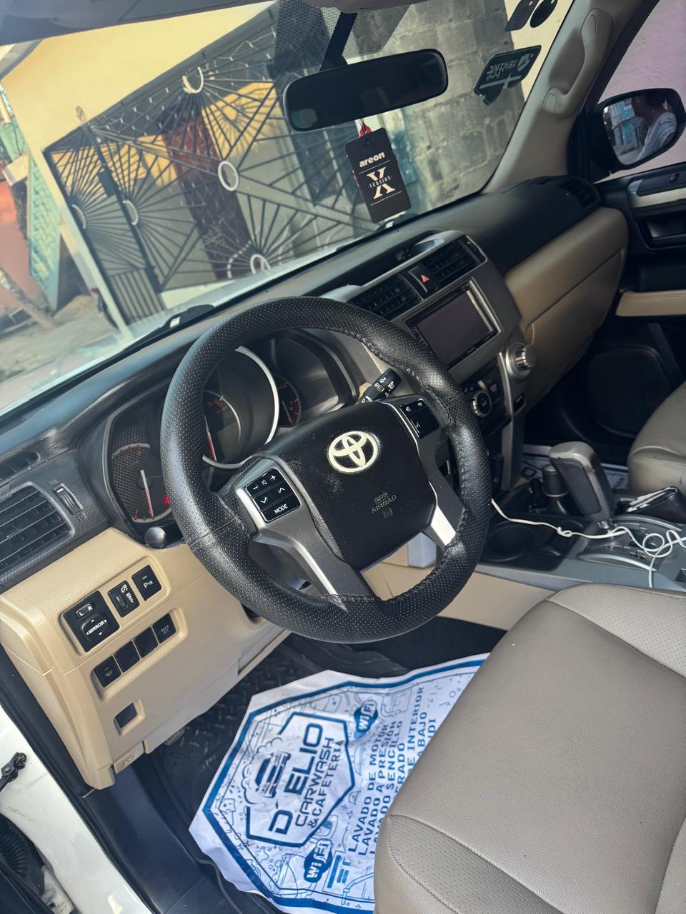 jeepetas y camionetas - Toyota 4runner 2011 4