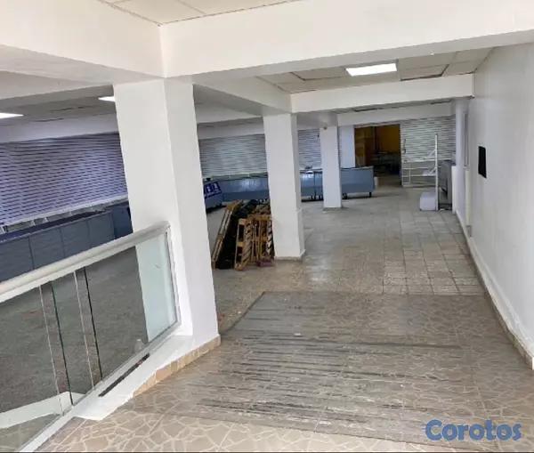 oficinas y locales comerciales - Alquiler local comercial  2