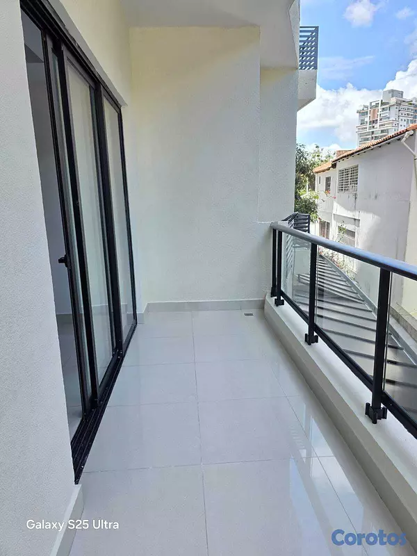 apartamentos - RENACIMIENTO PARA PAREJA O EJECUTIVO ESPECTACULAR  2