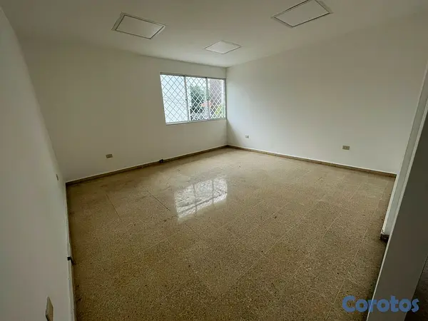 oficinas y locales comerciales - *ALQUILER LOCAL EN AZCUE* 5