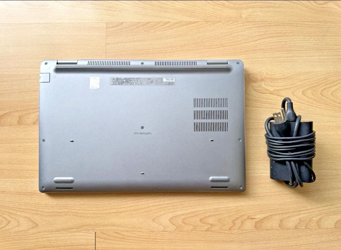computadoras y laptops - Vendo Dell Latitude 5520 i7-  11th. Generación  5