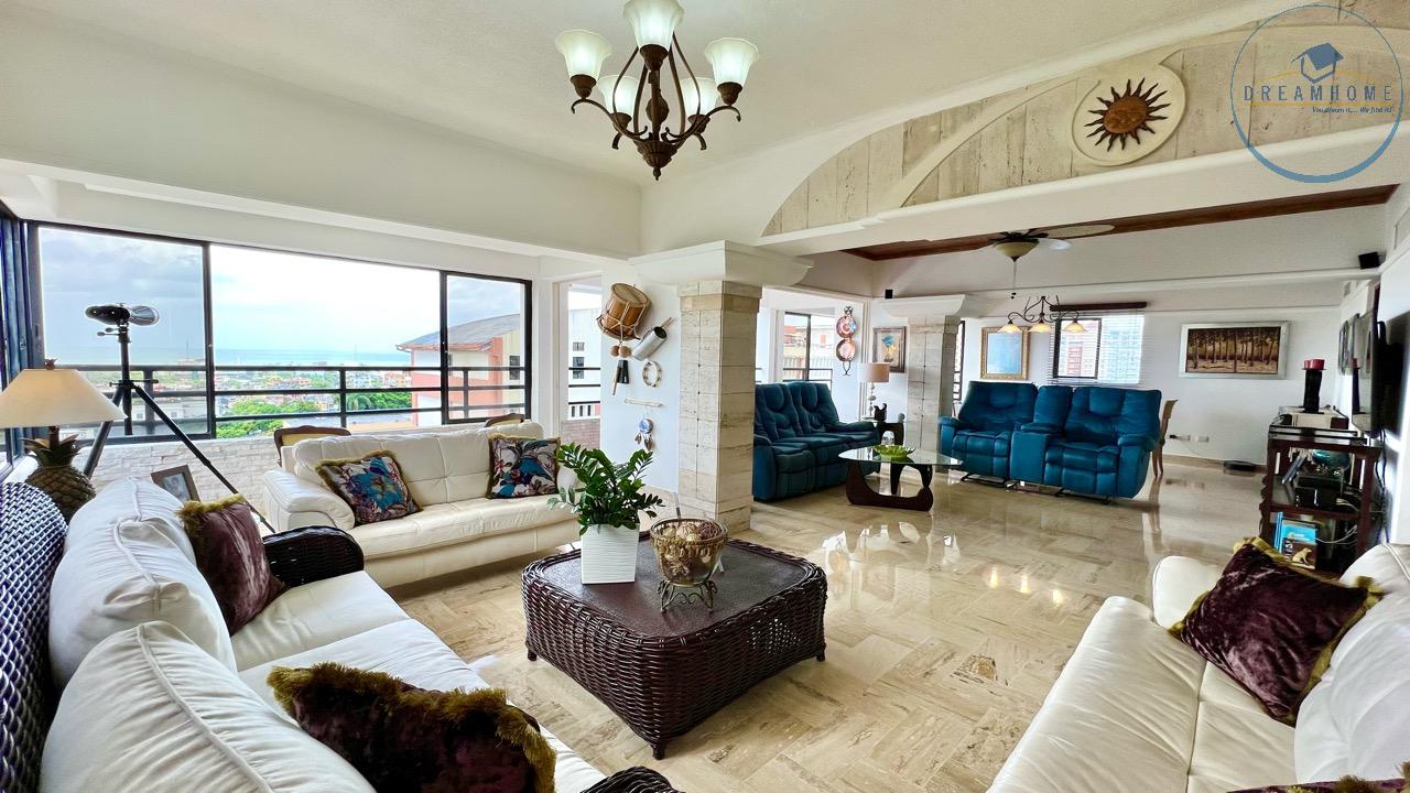 penthouses - Penthouse en venta en La Julia con vista al mar