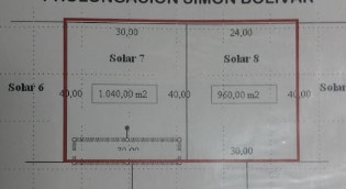 Solar 2,060 mts Av. Romulo 
 1