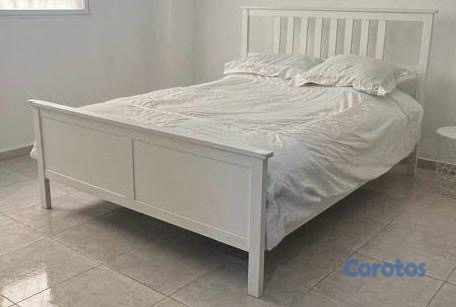 muebles y colchones - Vendo cama con su colchón de Ikea en buenas condiciones  2