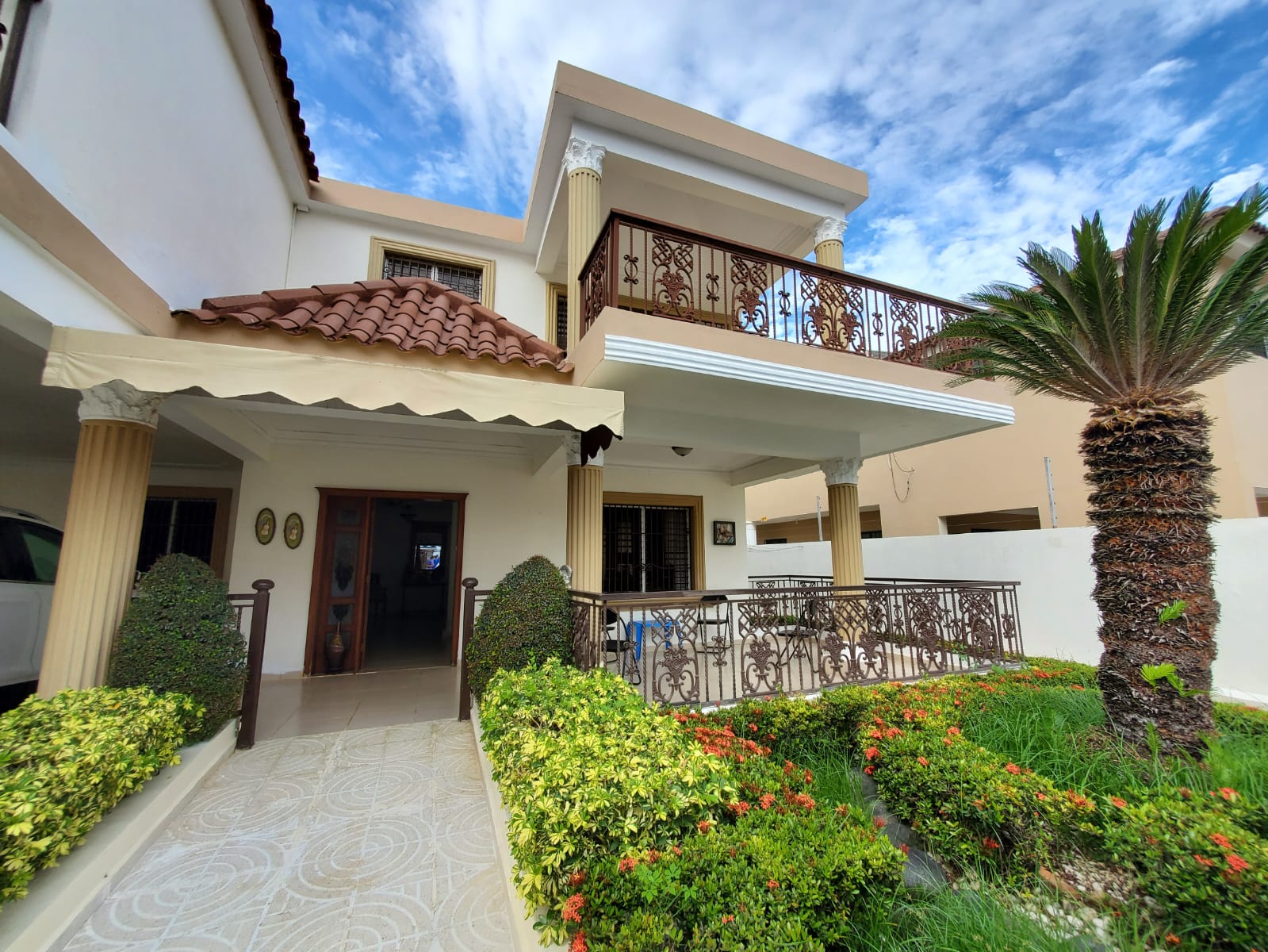 casas - CASA EN VENTA EN VILLA MARÍA, SANTIAGO. 4