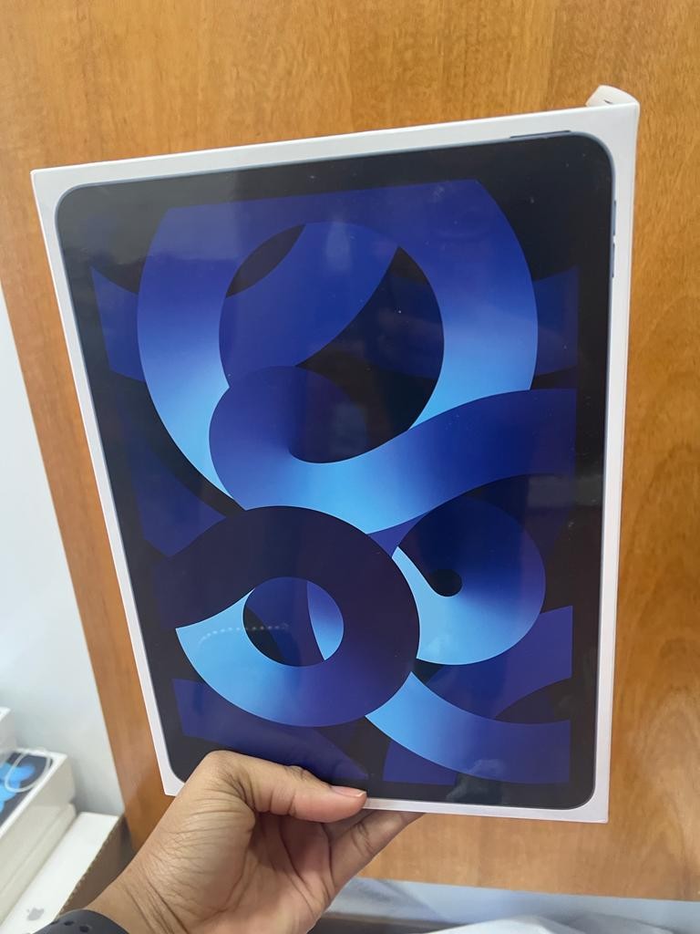 celulares y tabletas - iPad Air 5th generacion 64gb Sellada