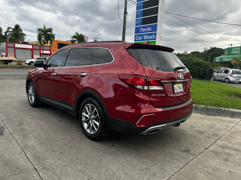 jeepetas y camionetas - Hiunday santa fe 2019 4