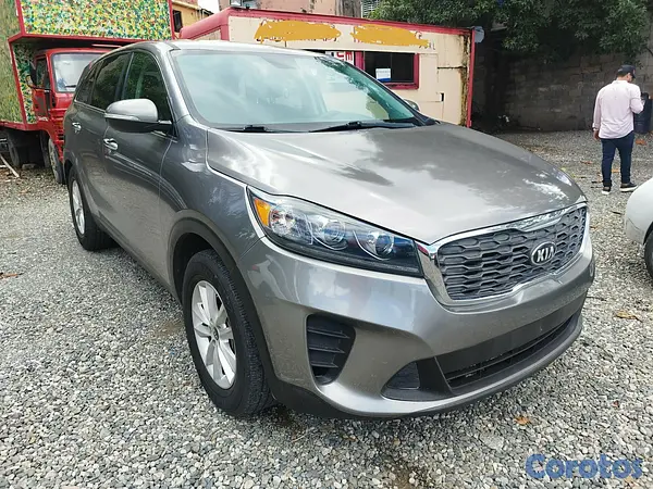 jeepetas y camionetas - 2019 Kia Sorento 3 Filas V4  8