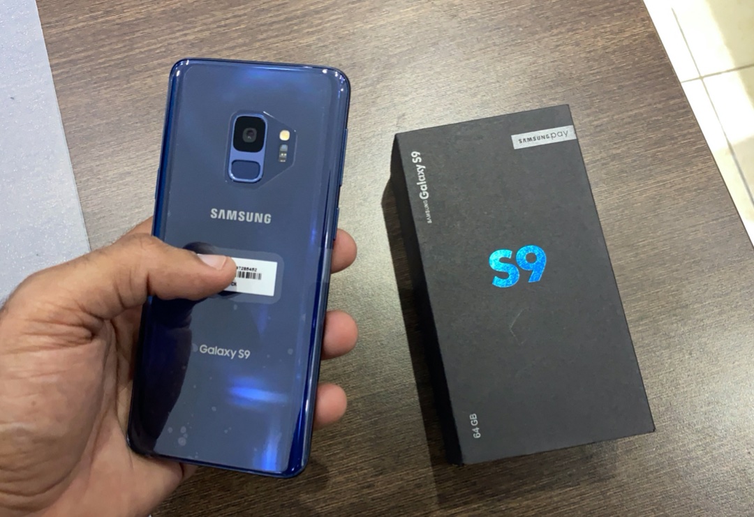 celulares y tabletas - Vendo Samsung Galaxy S9 64GB Azul Nuevo en su Caja, Desbloqueado RD$ 14,995 NEG