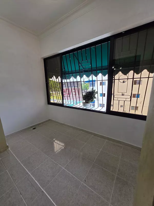 apartamentos - Vendo Apartamento en la Av. Independencia  8
