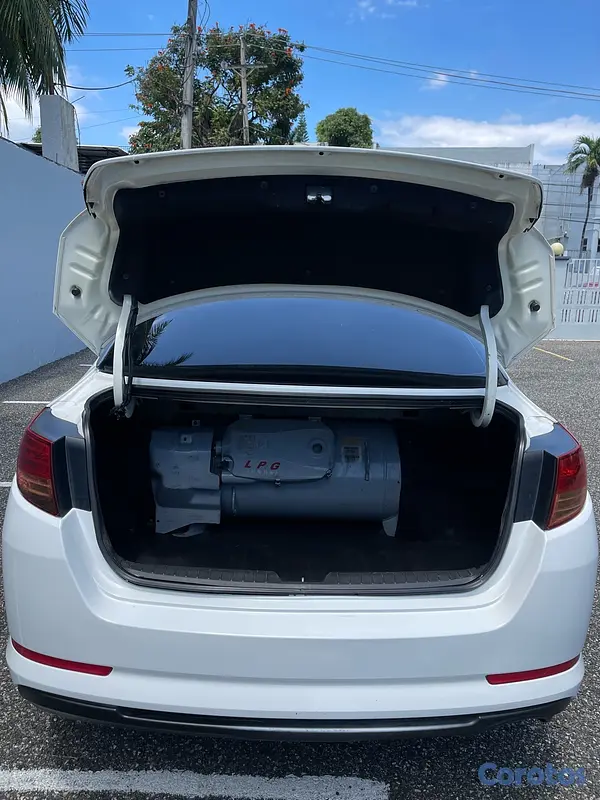 carros - KIA K5 2011 Blanco Original 9