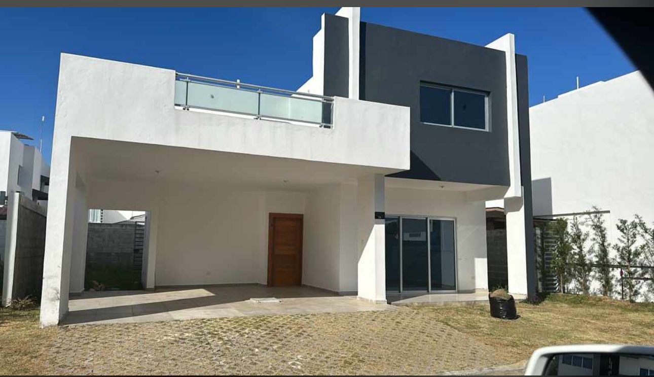 casas - Vendo casa en el Residencial las Palmeras II Y IV, Madre Vieja Sur San Cristobal