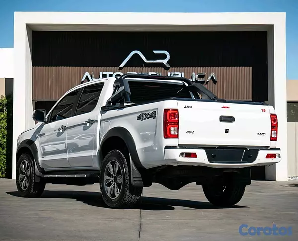 jeepetas y camionetas - JAC T8 2023 Mecánica  12
