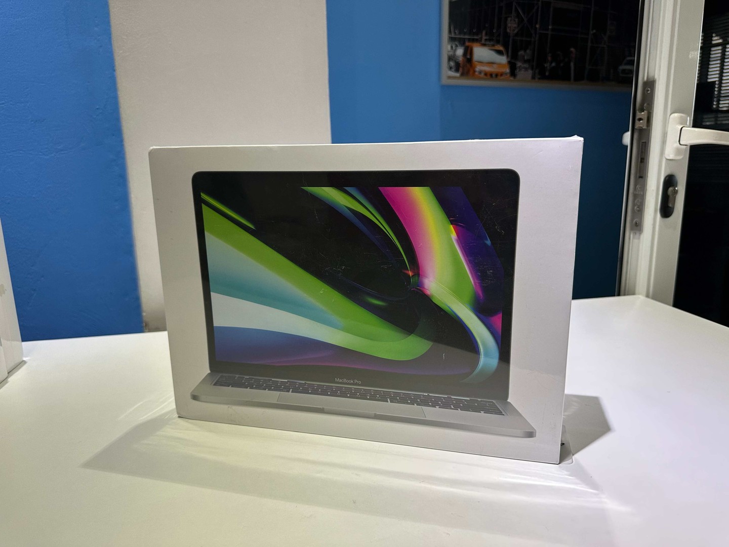 computadoras y laptops - Vendo MacBook Pro 13-inch 2022 M2 Apple Chip / 256GB 8GB Ram Nueva $ 71,500 NEG