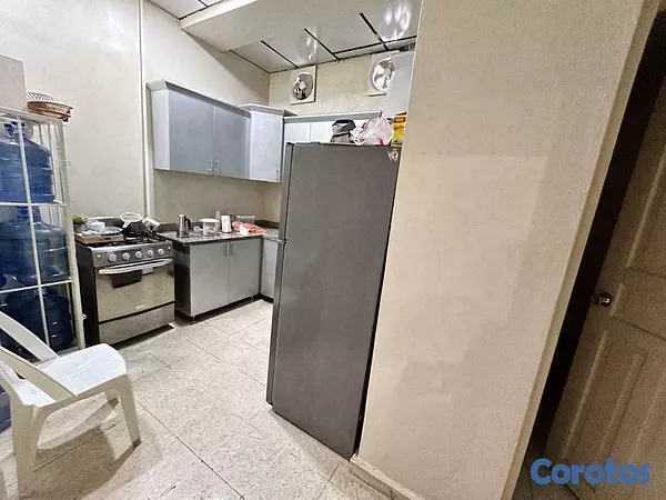 oficinas y locales comerciales - Oportunidad Vendo Local en la Rómulo excelente ubicación 8