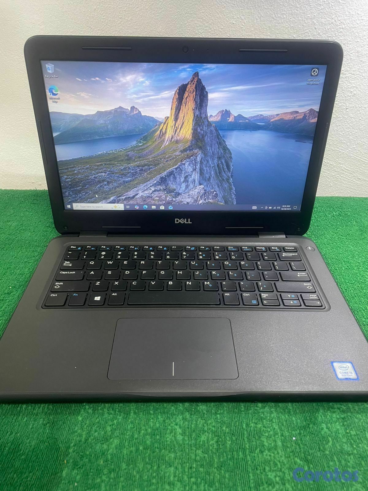 computadoras y laptops - Laptop  DELL LATITUDE 3310 3