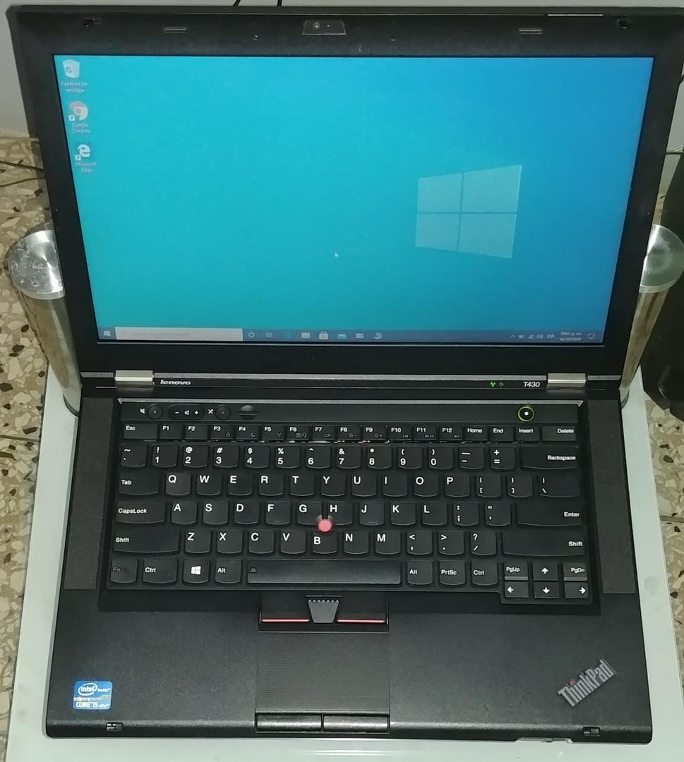 computadoras y laptops - Lenovo T430 i5 2.50GHz, 8GB RAM, 500GB HDD, Cámara, WiFi, DVD-ROM, Lector SD.